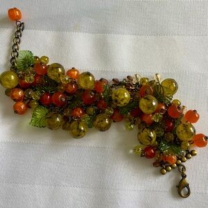 Vintage Lucite Boutique Bracelet